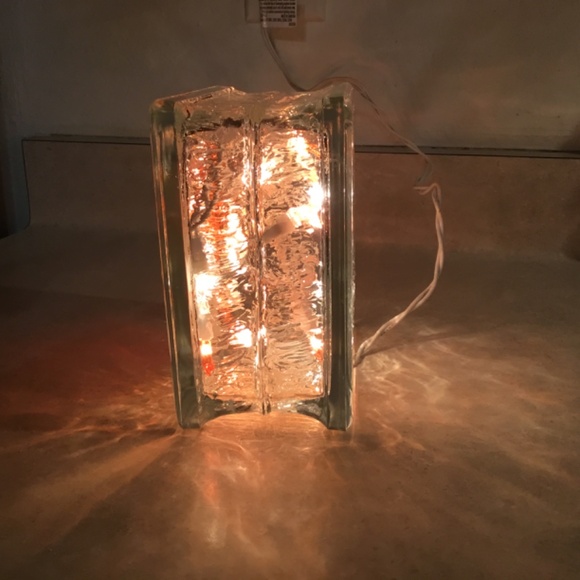 NEW, (ON HOLD) SF GIANTS HAND PAINTED STAINED GLASS LIGHT UP BLOCK - Picture 4 of 4